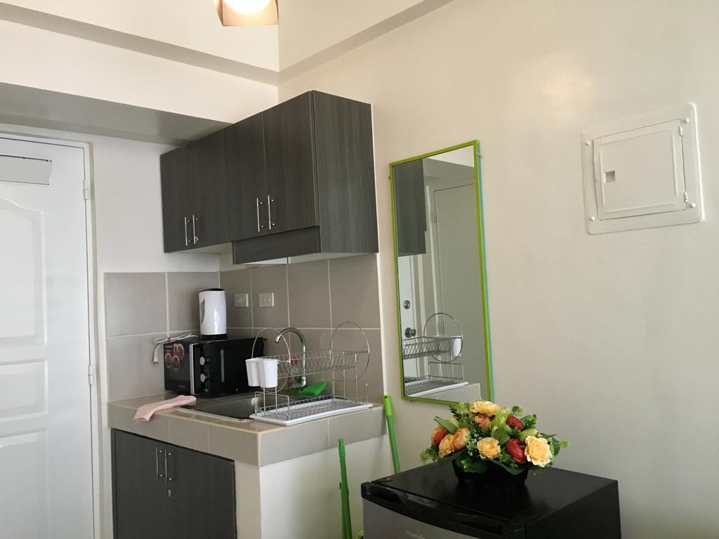 Mary'S Crib Cityland Prime Tagaytay With Free Wifi & Swimming Tagaytay City ภายนอก รูปภาพ