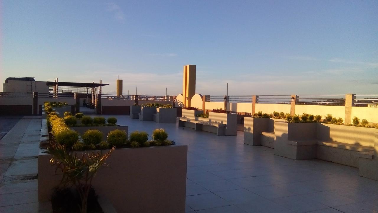 Mary'S Crib Cityland Prime Tagaytay With Free Wifi & Swimming Tagaytay City ภายนอก รูปภาพ